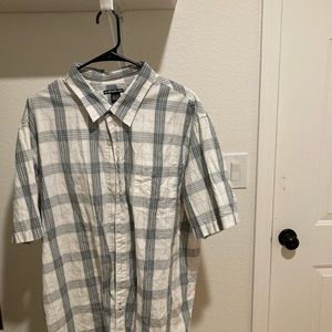 Men’s XXL short sleeve button down